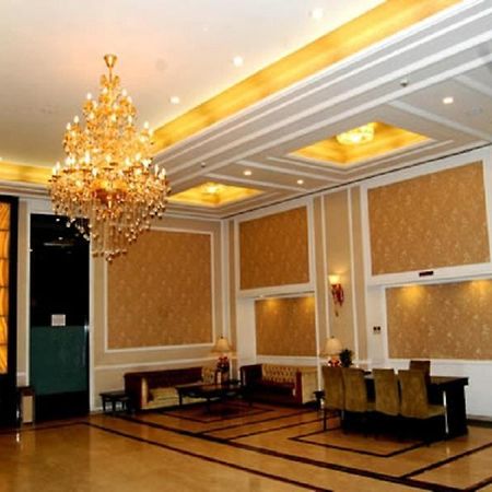Hotel Royal Panna Shahjahanpur Luaran gambar