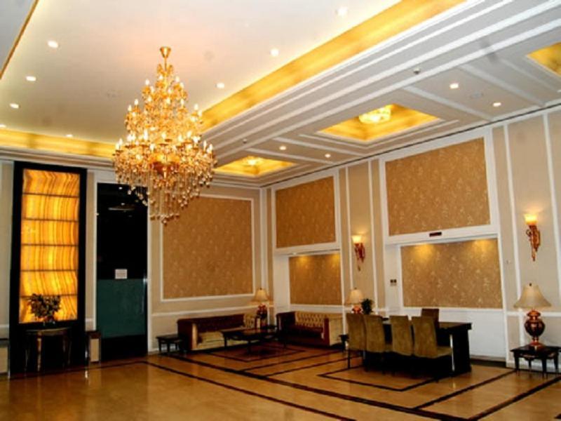 Hotel Royal Panna Shahjahanpur Luaran gambar