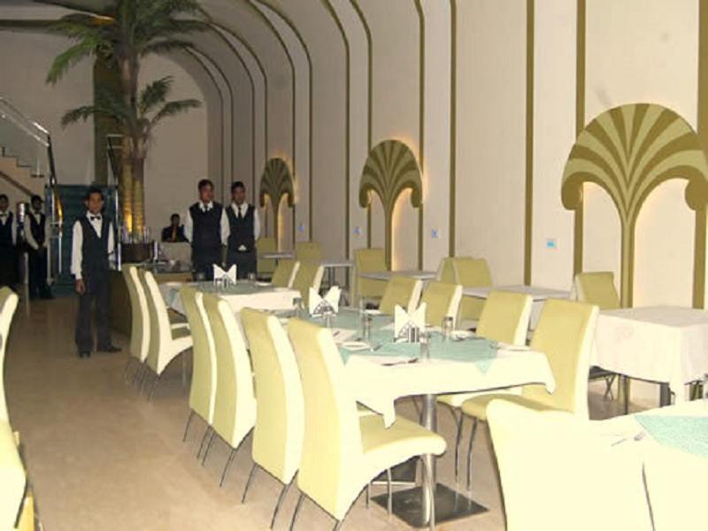Hotel Royal Panna Shahjahanpur Luaran gambar