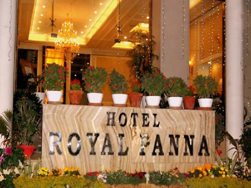 Hotel Royal Panna Shahjahanpur Luaran gambar